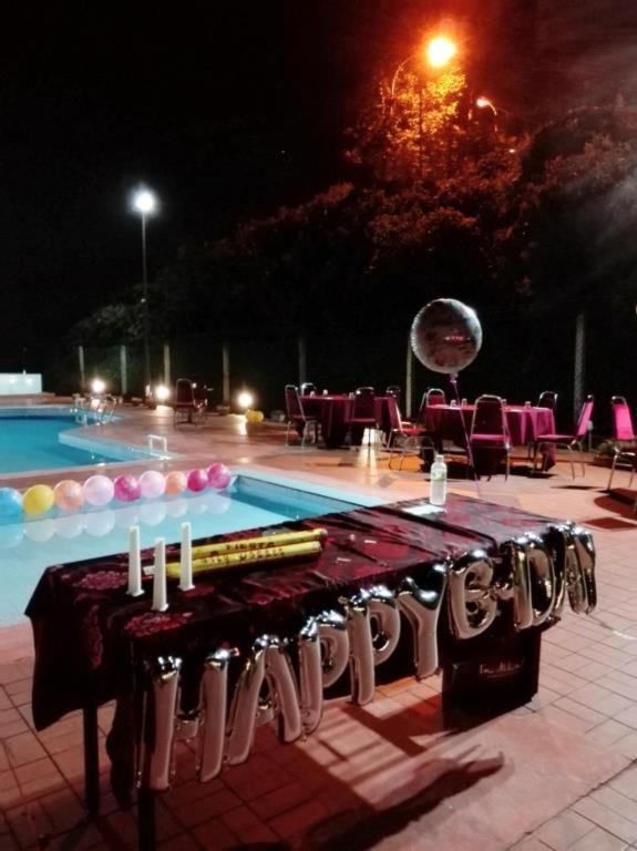 Mersing Merlin Inn Exterior foto